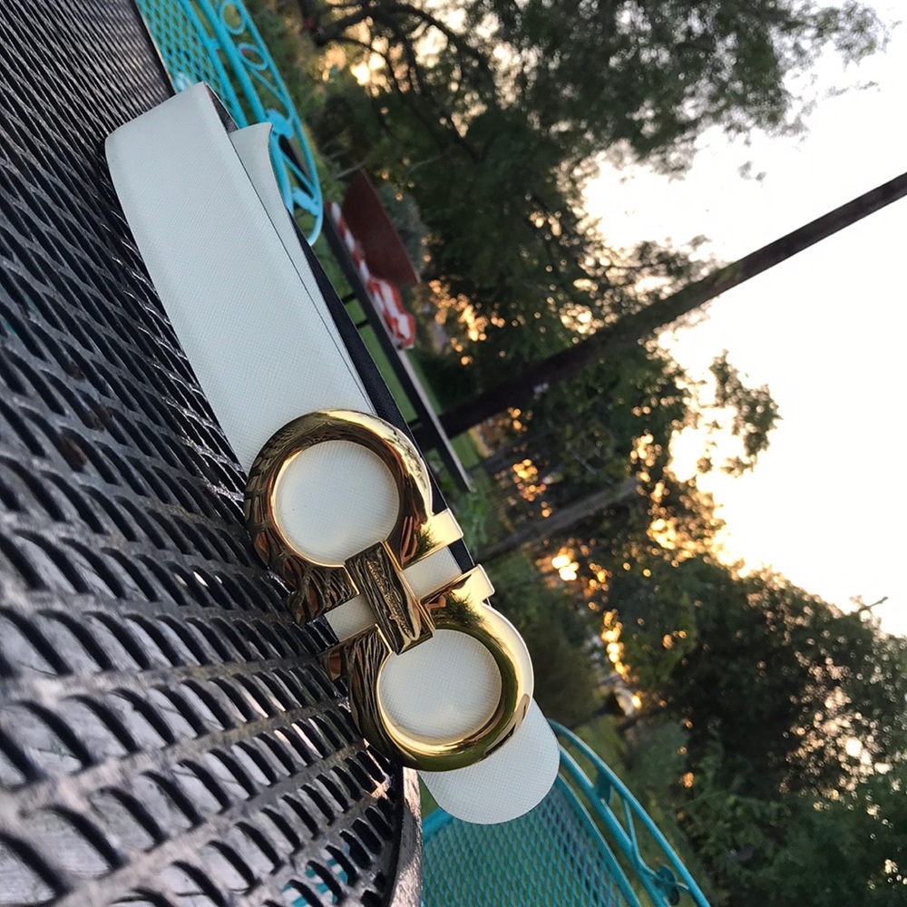 Salvatore Ferragamo belt